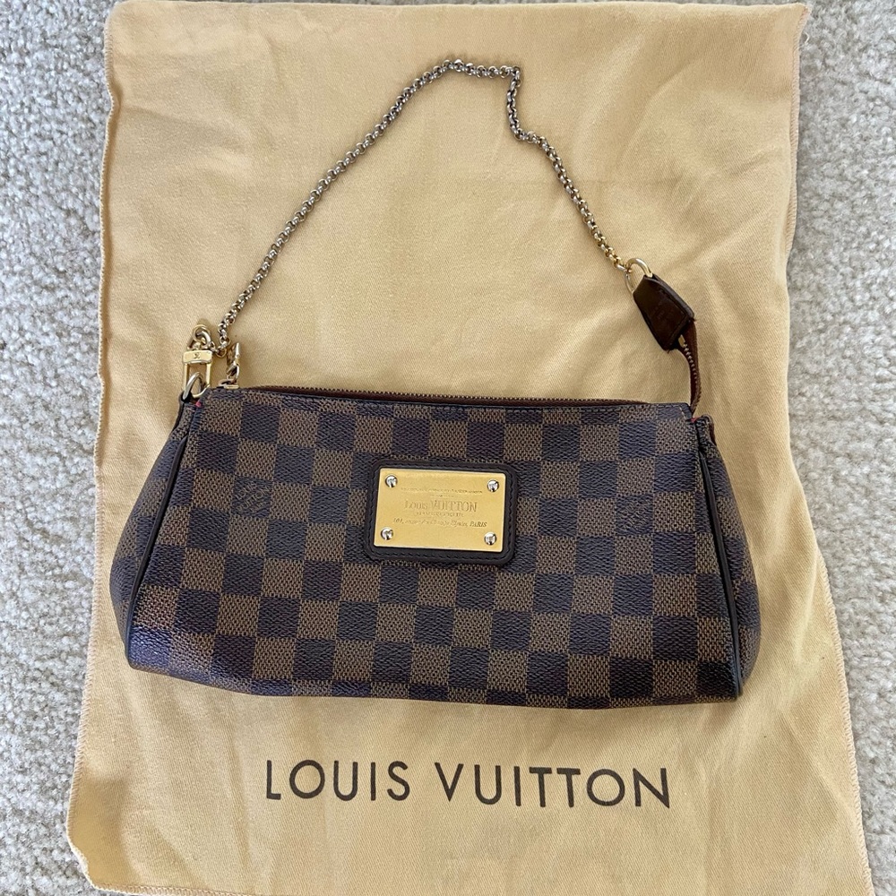 Authentic Louis Vuitton Eva Clutch